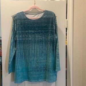 NWOT Aqua blue green Ombré long sleeve top